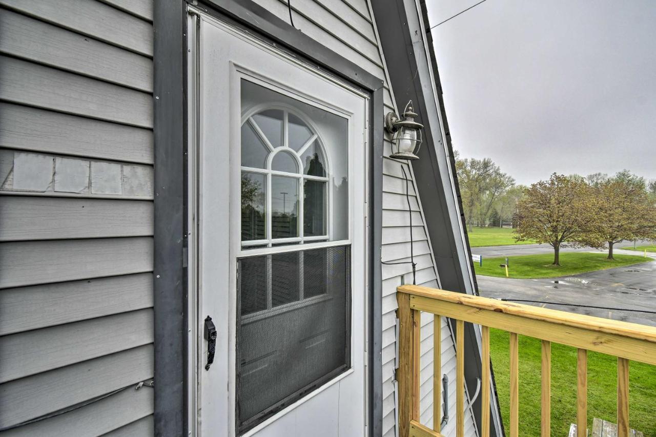 Bright And Cozy A-Frame Studio Steps To River! Algonac Exterior photo